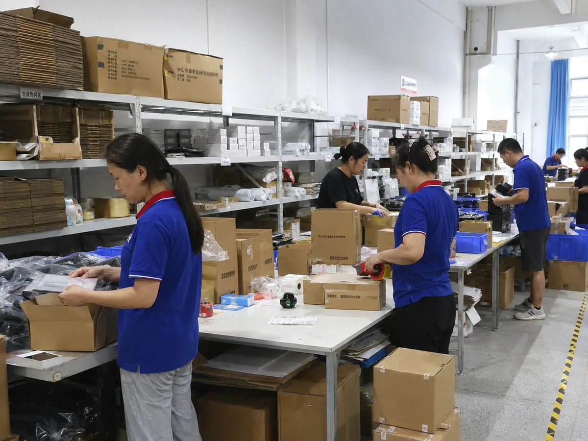 Product packaging workshop